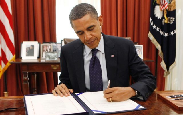 Obama_podpisal
