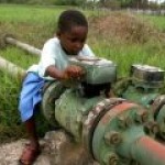 В Нигерии нефтяники объявили бессрочную забастовку