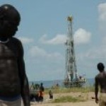 Крупные мировые компании инвестируют в нефтепромыслы Уганды