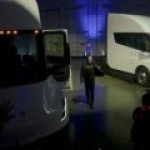 Глава Tesla представил грузовик нового поколения